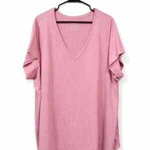 Torrid Soft Pink V-Neck Short Sleeve Tee Size 5